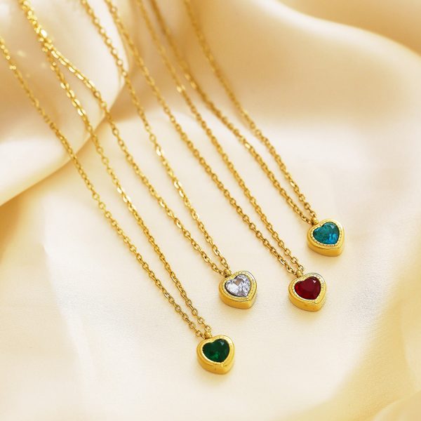O1CN010CKAgH25wjUlm4YOy_3529117591-0-cib.jpg Stainless Steel Zirconia Heart Necklace 799437633464