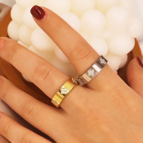Stainless Steel Heart Rhinestone Ring 762083830049