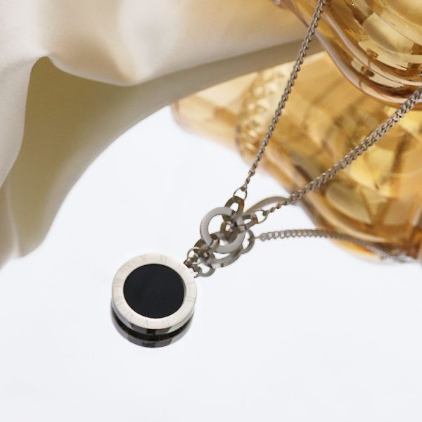 O1CN010o8AuZ25wjW3tNcn9_3529117591-0-cib.jpg Stainless Steel Mother of Pearl Round Necklace 824399838884