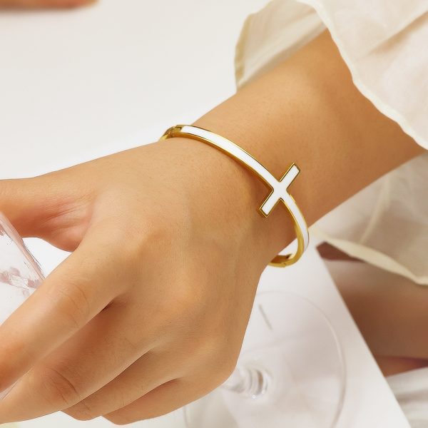 O1CN011QHZCe25wjUldfPp6_3529117591-0-cib.jpg Stainless Steel Cross Enamel Bangle 800983296908