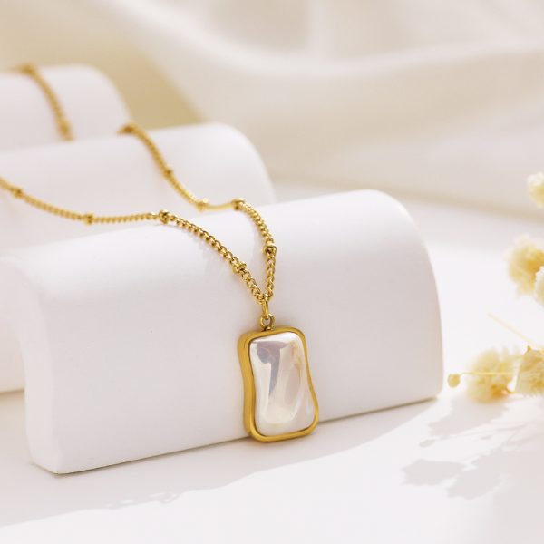 O1CN012gqqLU25wjVEDDE7L_3529117591-0-cib.jpg Stainless Steel Mother of Pearl Necklace 809531176538