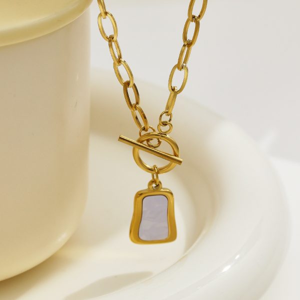 O1CN012qE7bg25wjVXFF6ue_3529117591-0-cib.jpg Stainless Steel Mother of Pearl Square Pendant Necklace 816497226089