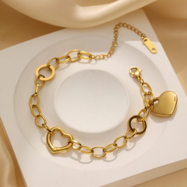 O1CN013Mk8lR25wjUhHgDHc_3529117591-0-cib.jpg Stainless Steel Heart Charm Bracelet 798777572879