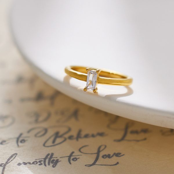 O1CN013WLE2E25wjXWs40U6_3529117591-0-cib.jpg Stainless Steel Baguette Zirconia Ring 848383846313