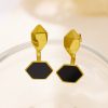 O1CN014CoDoC25wjRbnCYid_3529117591-0-cib.jpg Stainless Steel Hexagon Earrings 756725806821