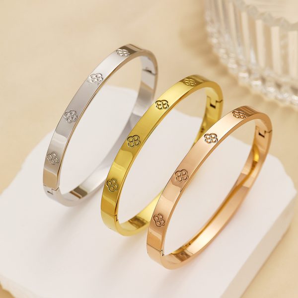 O1CN014p1eqC25wjbmL9Uh0_3529117591-0-cib.jpg Stainless Steel Bangle Set 954727299062