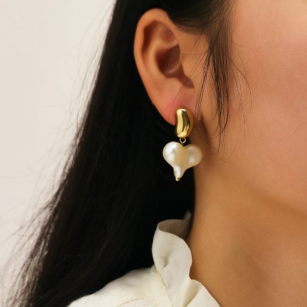 O1CN016K8nol25wjUyjHTcK_3529117591-0-cib.jpg Stainless Steel Teardrop Heart Earrings 804153333579