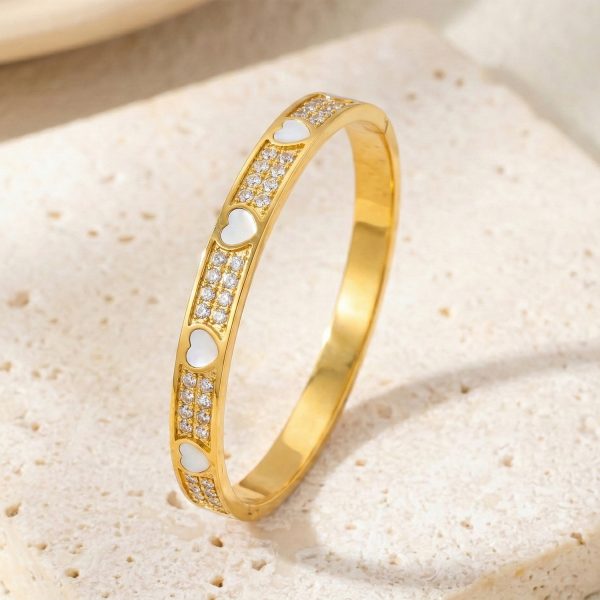 O1CN016OB5VB25wjfr1nIOL_3529117591-0-cib.jpg Stainless Steel Rhinestone Heart Bangle 1049044722313