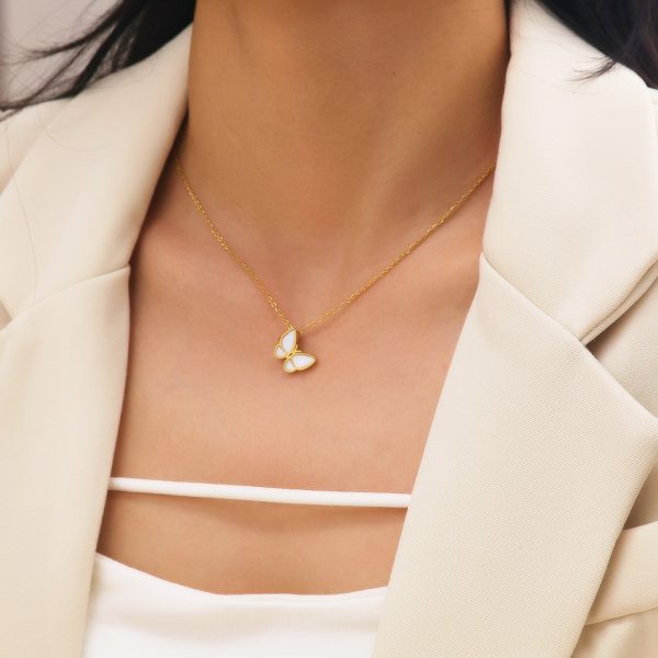 O1CN016QNwfH25wjVyXdKvF_3529117591-0-cib.jpg Stainless Steel Mother of Pearl Butterfly Necklace 822924682152