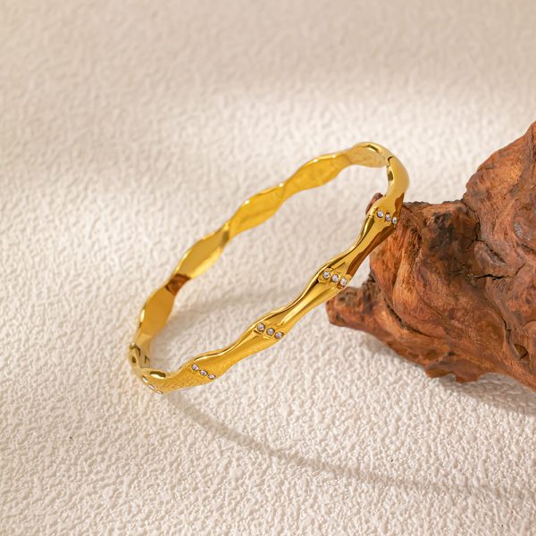 O1CN0197U3YU25wjbzPSkKu_3529117591-0-cib.jpg Stainless Steel Bamboo Zirconia Bangle 957517603666