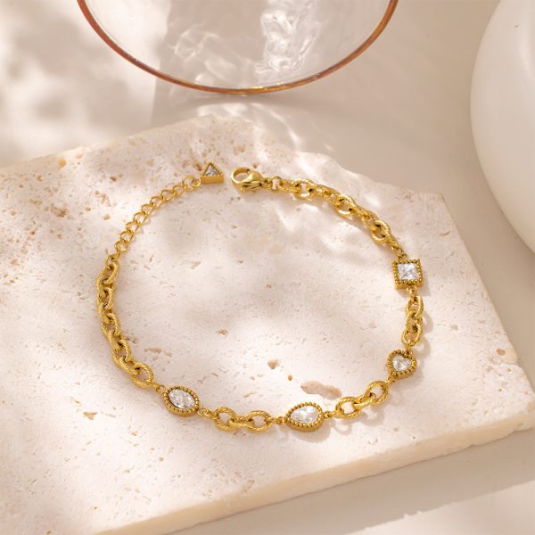 O1CN019DiBRm25wjbqIogOT_3529117591-0-cib.jpg Stainless Steel Crystal Bracelet 915696923164