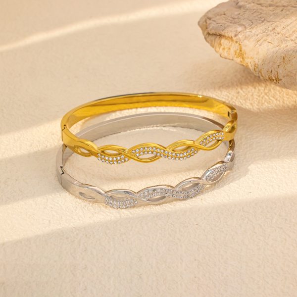 O1CN019GxFLC25wjcJDepfs_3529117591-0-cib.jpg Stainless Steel Star Zirconia Bangle 962806955694