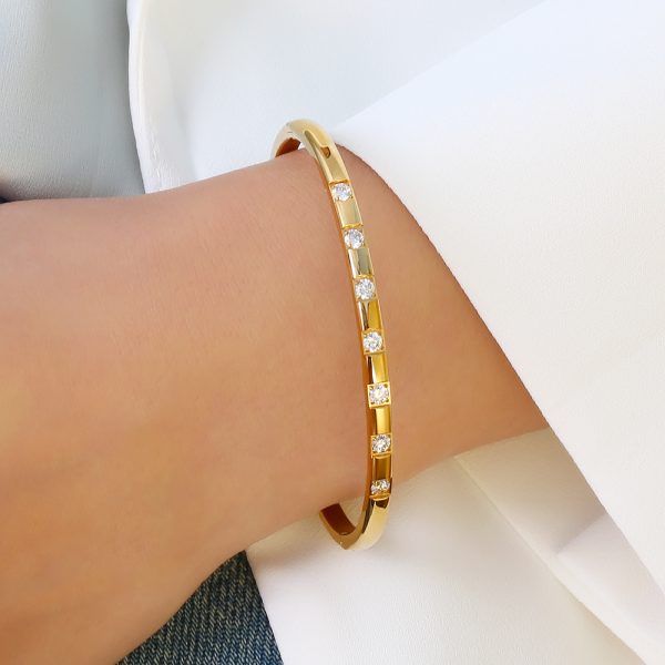 O1CN019t4PFQ25wjd2OgNem_3529117591-0-cib.jpg Stainless Steel Zirconia Bangle 981416633815