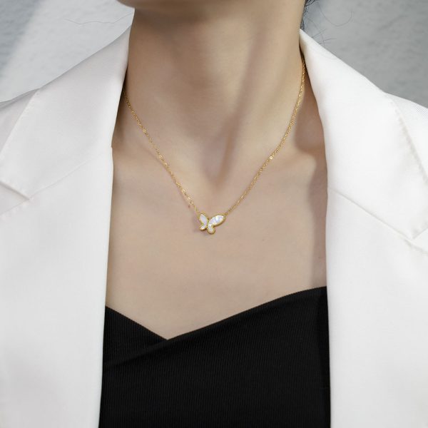 O1CN01ARB4Iv25wjYaRYhT2_3529117591-0-cib.jpg Stainless Steel Mother of Pearl Butterfly Necklace 864718303084