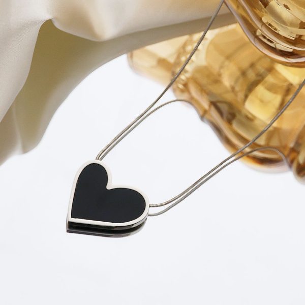 O1CN01B3vhnn25wjVyAsvhF_3529117591-0-cib.jpg Stainless Steel Mother of Pearl Heart Necklace 823925135061