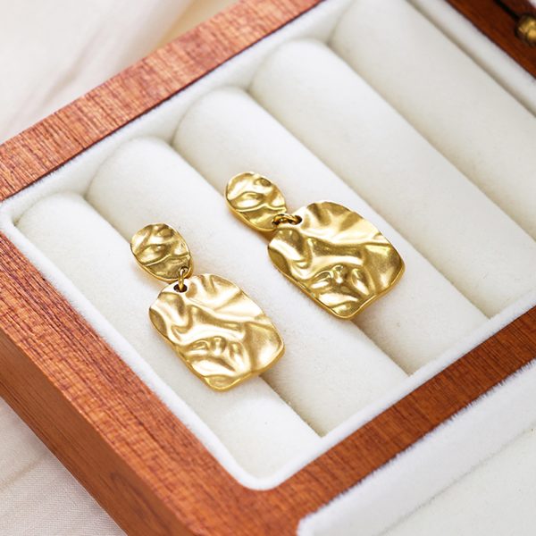 O1CN01CCLehq25wjZ5p297V_3529117591-0-cib.jpg Stainless Steel Textured Stud Earrings 878929302730