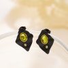 O1CN01D1jqYU25wjRd7fq2J_3529117591-0-cib.jpg Stainless Steel Clover Shell Earrings 756940769071