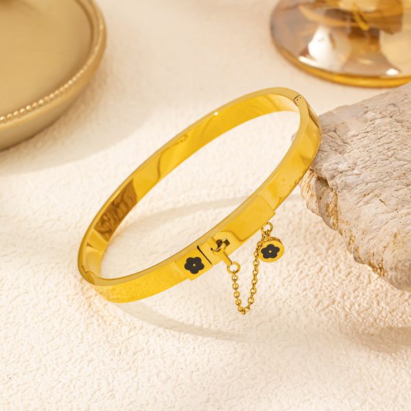 O1CN01D8b08r25wjdzvbQum_3529117591-0-cib.jpg Stainless Steel Tassel Bangle 1001283758604