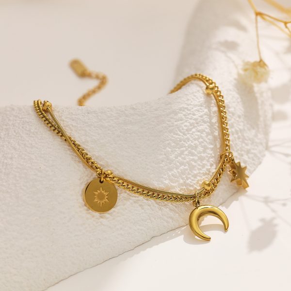 O1CN01Fm6jbZ25wjUfLfmcJ_3529117591-0-cib.jpg Stainless Steel Moon Charm Bracelet 798181136470