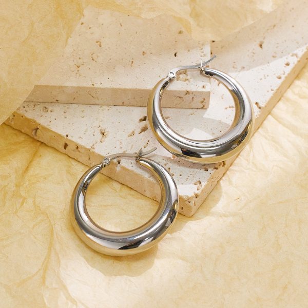 O1CN01G3N9F025wjOCXByrE_3529117591-0-cib.jpg Stainless Steel Oval Hoop Earrings 725885648728