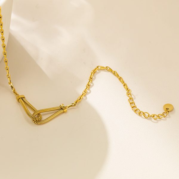 O1CN01GG9atj25wjbpVBkOu_3529117591-0-cib.jpg Stainless Steel Horseshoe Open Bangle 914164295875