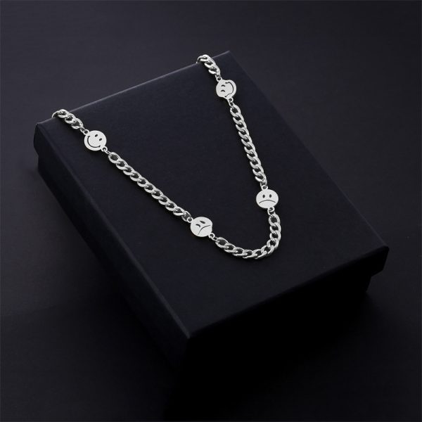 O1CN01GYWoGd25wjBtleh6b_3529117591-0-cib.jpg Stainless Steel Smile Face Necklace 637058298737