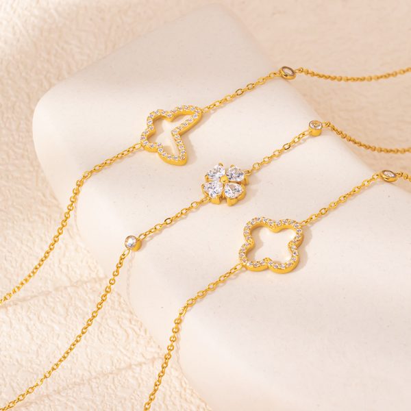 O1CN01HTXgMT25wje2XDdas_3529117591-0-cib.jpg Stainless Steel Clover Butterfly Bracelet 1002115674776