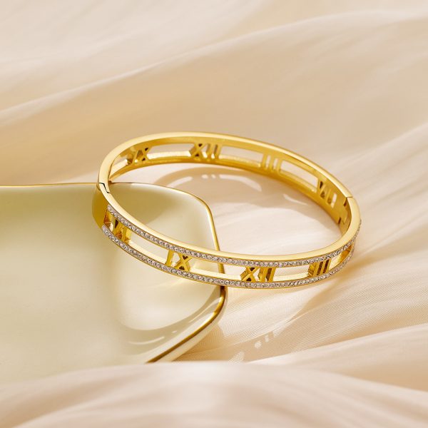 O1CN01HYWqte25wjNyIUmGW_3529117591-0-cib.jpg Stainless Steel Rhinestone Bangle 724253292591