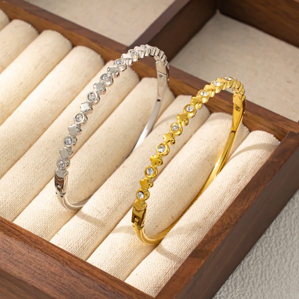 Stainless Steel Clover Zirconia Bangle 959151458189