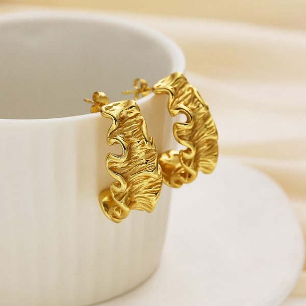 O1CN01JAGh0525wjUzgIdv5_3529117591-0-cib.jpg Stainless Steel Wrinkled Hoop Earrings 804167656934