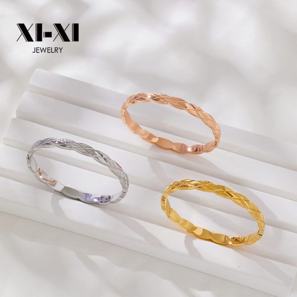 Stainless Steel Rhombus Bangle 682613279583