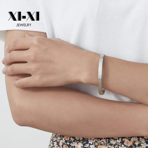 O1CN01L4M0fX25wjblCZwAr_3529117591-0-cib.jpg Stainless Steel Roman Numeral Enamel Bangle 633477005792
