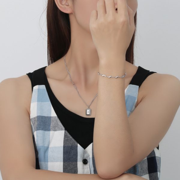 O1CN01L7gBoU25wjD7WlOvI_3529117591-0-cib.jpg Stainless Steel Square Pendant Necklace 644125891779