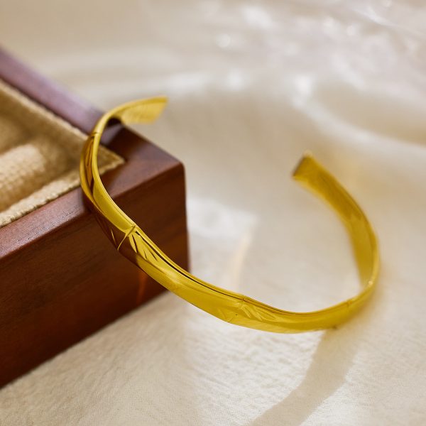O1CN01LHccdf25wjQfeKkR3_3529117591-0-cib.jpg Stainless Steel Bamboo Open Bangle 747135353052