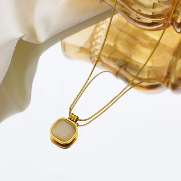 O1CN01NKHXe125wjW5IAZgj_3529117591-0-cib.jpg Stainless Steel Cat's Eye Square Necklace 825127476346