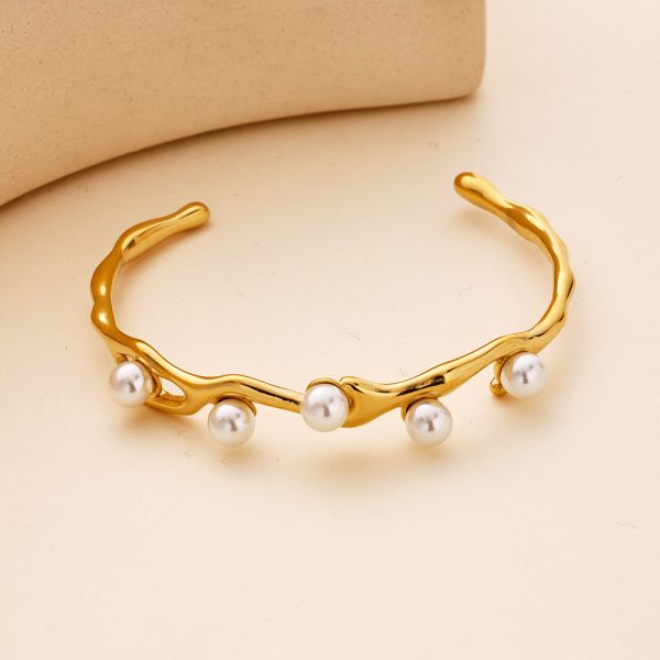 Stainless Steel Pearl Heart Bangle 850638878628