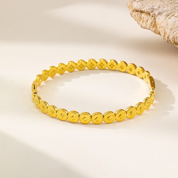 O1CN01OfjZHZ25wjcTI5s6Y_3529117591-0-cib.jpg Stainless Steel Bamboo Rhinestone Bangle 968260176655