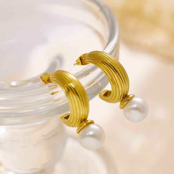 O1CN01P1VTTS25wjRZwgx0B_3529117591-0-cib.jpg Stainless Steel Pearl Hoop Earrings 756784087822