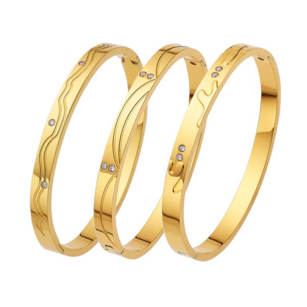 O1CN01PW4tK725wjQdq3NKc_3529117591-0-cib.jpg Stainless Steel Irregular Zirconia Bangle 747296879314