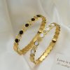 O1CN01QEDgDG25wjTVHG5pB_3529117591-0-cib.jpg Stainless Steel Honeycomb Bracelet 778110023588