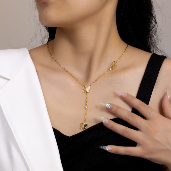 O1CN01QdZxNP25wjZRzyX6f_3529117591-0-cib.jpg Stainless Steel Mother of Pearl Butterfly Necklace 893616362720