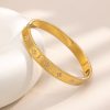 O1CN01R0fZ8T25wjfrNJQsY_3529117591-0-cib.jpg Stainless Steel Rhinestone Clover Bangle 1048230199027