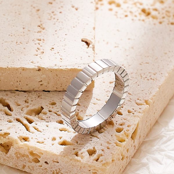 O1CN01RaVMjN25wjMTyMLjs_3529117591-0-cib.jpg Stainless Steel Bamboo Ring 710113191653