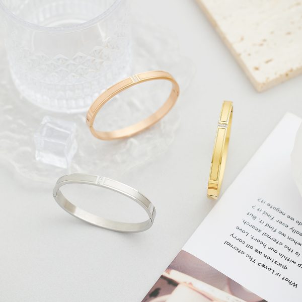 O1CN01SDLfOW25wjbq8EB70_3529117591-0-cib.jpg Stainless Steel Plain Bangle 917936013318