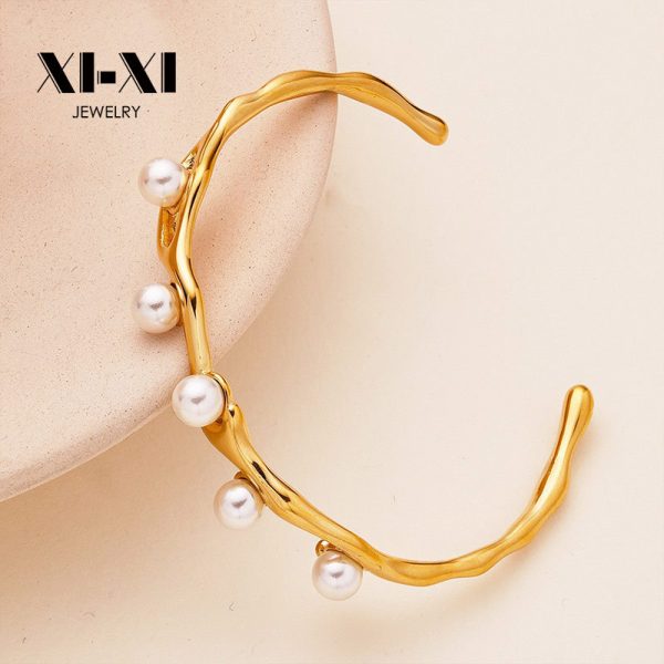 Stainless Steel Pearl Heart Bangle 850638878628