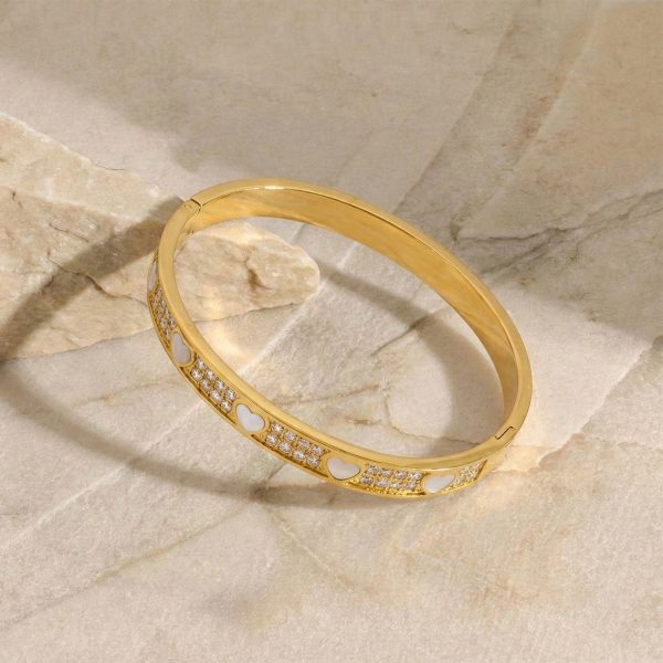 O1CN01VhOMW025wjfr0ARee_3529117591-0-cib.jpg Stainless Steel Rhinestone Heart Bangle 1049044722313
