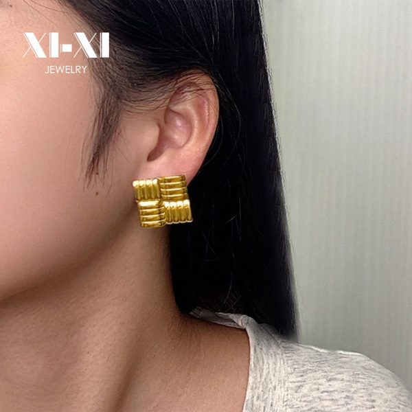 O1CN01VjTm6M25wjbrTh4VG_3529117591-0-cib.jpg Stainless Steel Bamboo Stud Earrings 871577671161