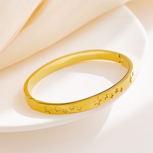 O1CN01Vsa8KJ25wjNx1B6xf_3529117591-0-cib.jpg Stainless Steel Star Bangle 724613802869