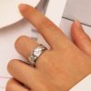 O1CN01WDdpNx25wjUCU7YCX_3529117591-0-cib.jpg Stainless Steel Heart Zirconia Ring 787381925530