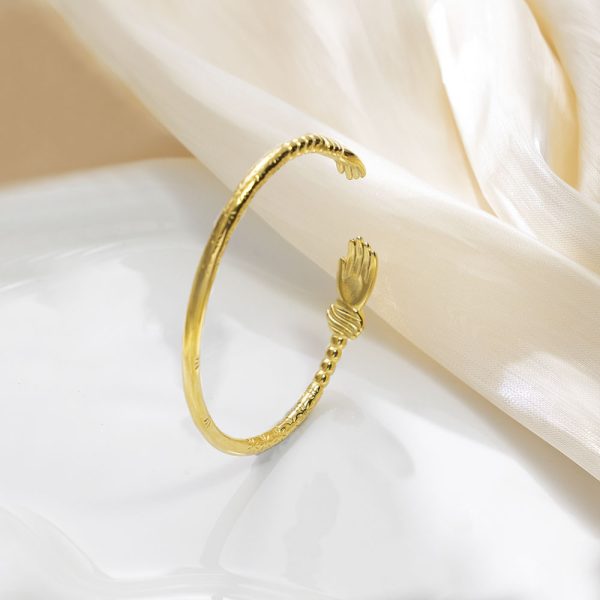 O1CN01X14LDy25wjZUj9bdL_3529117591-0-cib.jpg Stainless Steel C Shaped Open Bangle 894657682390